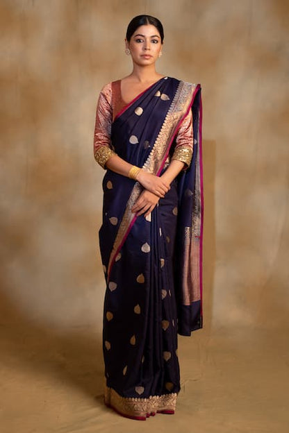 Trendy Ethnic Style Lightweight Saree for Women