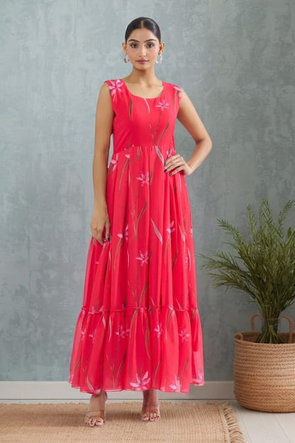 Fashionable Party Wear Western Outfit