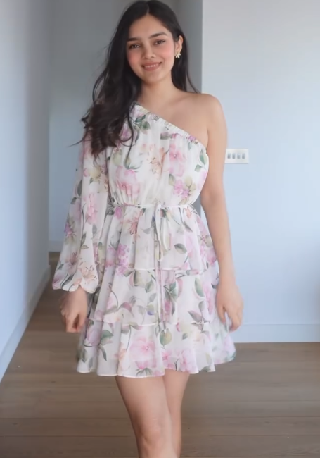 Elegant Floral One-Shoulder Maxi Dress